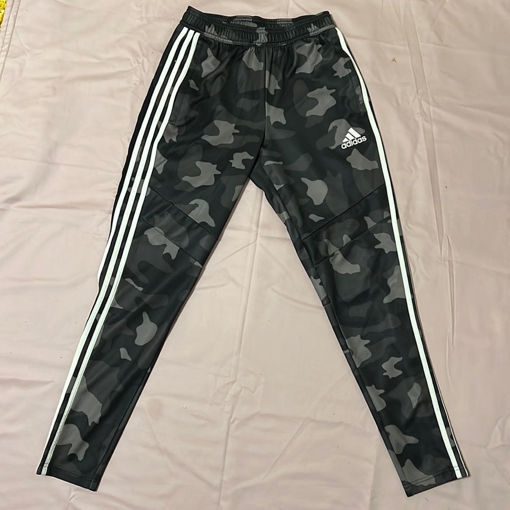 Adidas joggers